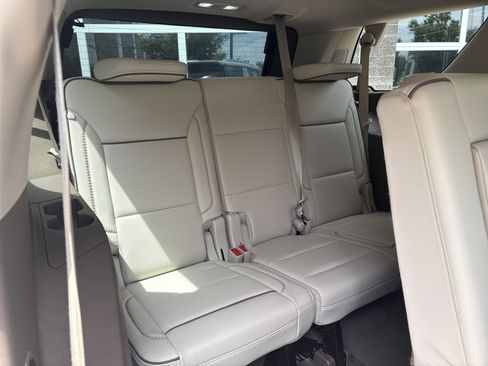 Used 2023 GMC Yukon Denali w/ Max Trailering Package AWD/4WD image 32
