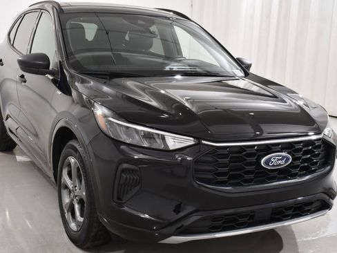 Used 2024 Ford Escape ST-Line w/ Tech Pack #1 AWD/4WD image 4