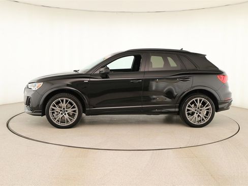 Certified 2025 Audi Q3 2.0T Premium Plus w/ Premium Plus Package image 2
