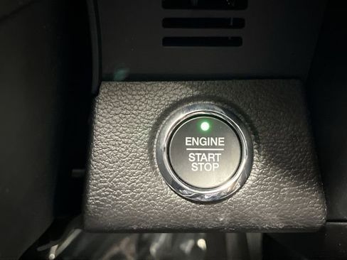 Used 2021 Ford Expedition Platinum image 23