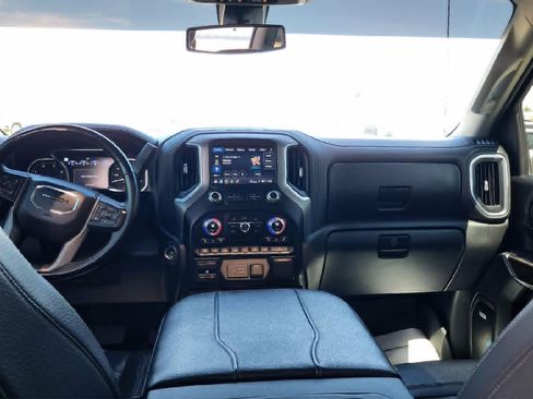 Used 2023 GMC Sierra 2500 Denali AWD/4WD image 17