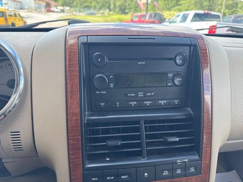 Used 2007 Ford Explorer Eddie Bauer AWD/4WD image 27