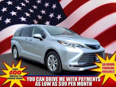 Used 2022 Toyota Sienna Platinum