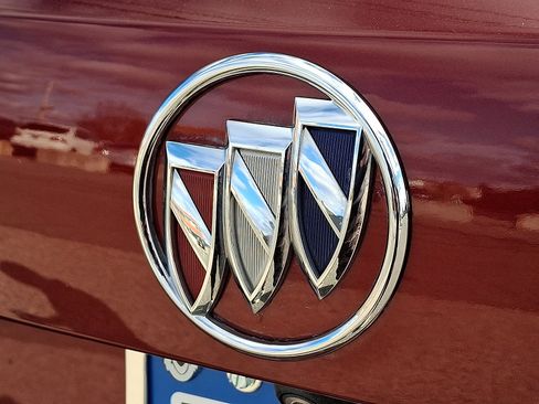 Used 2023 Buick Envision Essence image 29