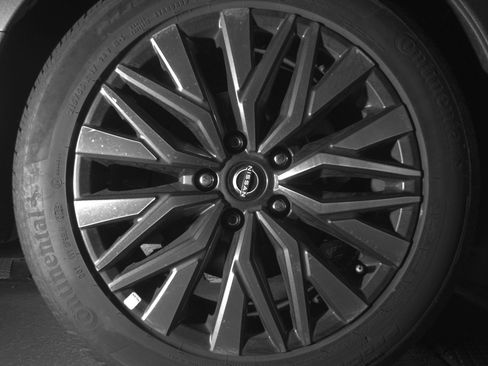 Used 2025 Nissan Altima 2.5 SV image 15