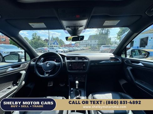 Used 2019 Volkswagen Tiguan SEL Premium R-Line AWD/4WD image 18