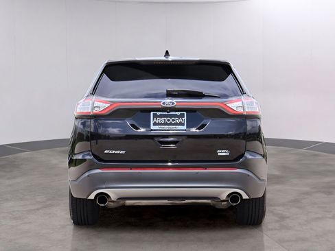 Used 2018 Ford Edge SEL w/ Equipment Group 201A AWD/4WD image 6