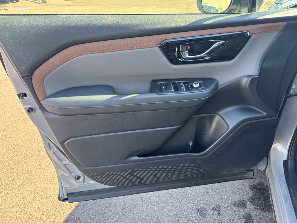 Used 2025 Subaru Forester Sport AWD/4WD image 18
