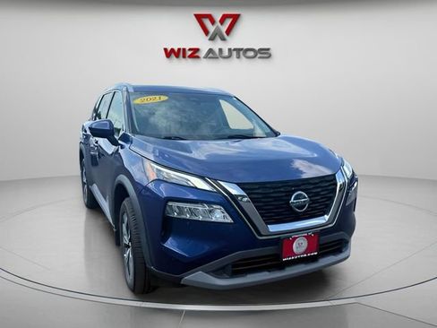 Used 2021 Nissan Rogue SV w/ Premium Package AWD/4WD image 7