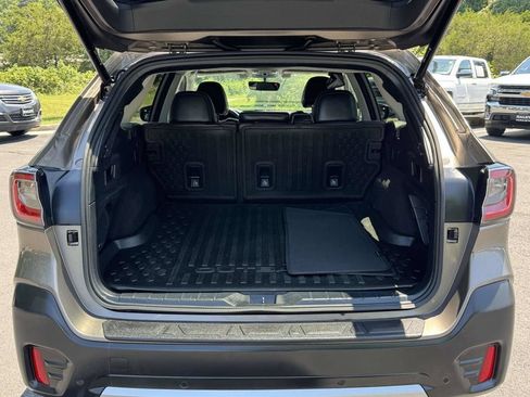 Used 2022 Subaru Outback Limited XT w/ Popular Package #2 AWD/4WD image 17