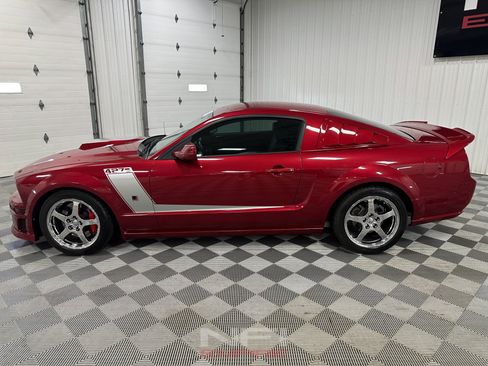Used 2007 Ford Mustang GT Premium RWD image 2