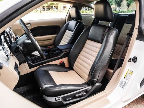 Used 2007 Ford Mustang GT Premium RWD image 5