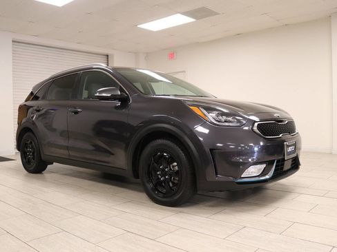 Used 2018 Kia Niro EX Premium image 5