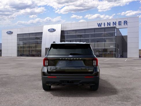 New 2027 Ford Explorer Active AWD/4WD image 7