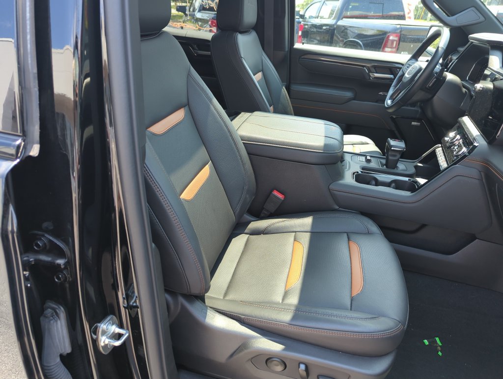Used 2026 GMC Sierra 1500 AT4 w/ AT4 Premium Package AWD/4WD image 36