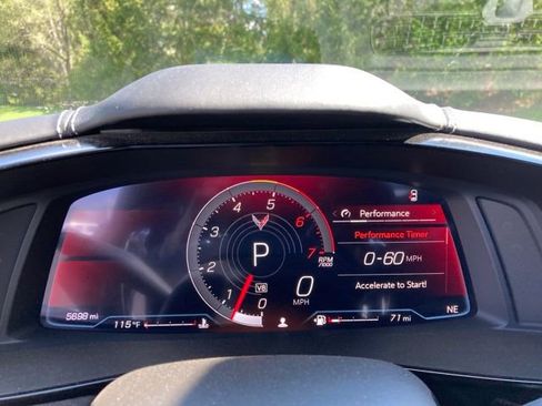 Used 2024 Chevrolet Corvette Stingray Premium Cpe w/ Z51 Performance Package RWD image 6