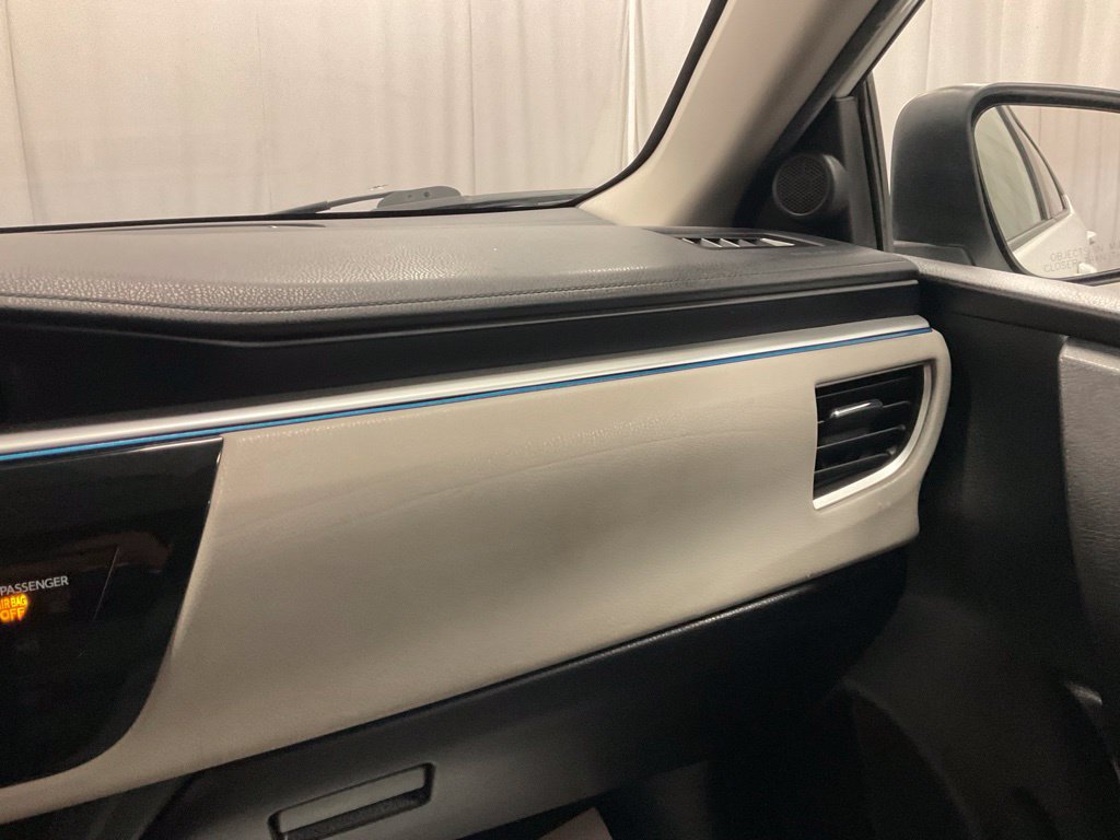 Used 2014 Toyota Corolla LE FWD image 23