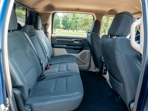Used 2019 RAM 1500 Big Horn RWD image 15