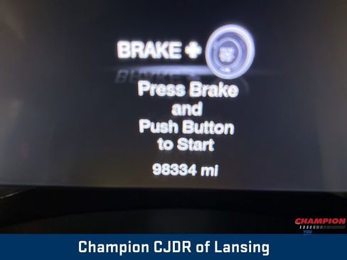 Used 2020 Jeep Grand Cherokee Limited w/ Luxury Group II image 24