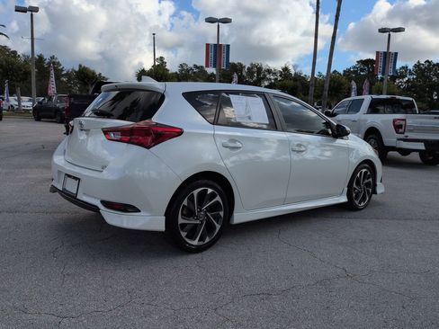 Used 2018 Toyota Corolla iM FWD image 4