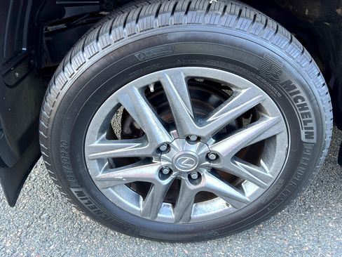 Used 2013 Lexus LX 570 4WD image 35