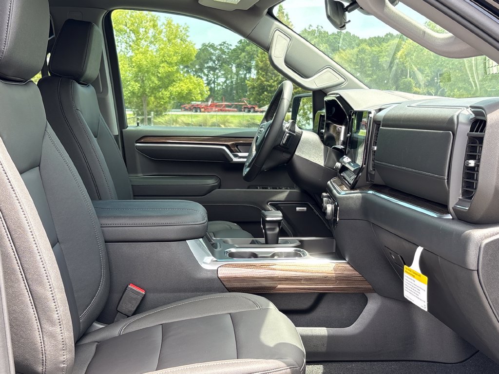 New 2026 Chevrolet Silverado 1500 RST AWD/4WD image 18