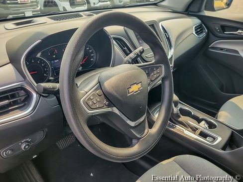 Certified 2022 Chevrolet Equinox LS w/ LS Convenience Package FWD image 15