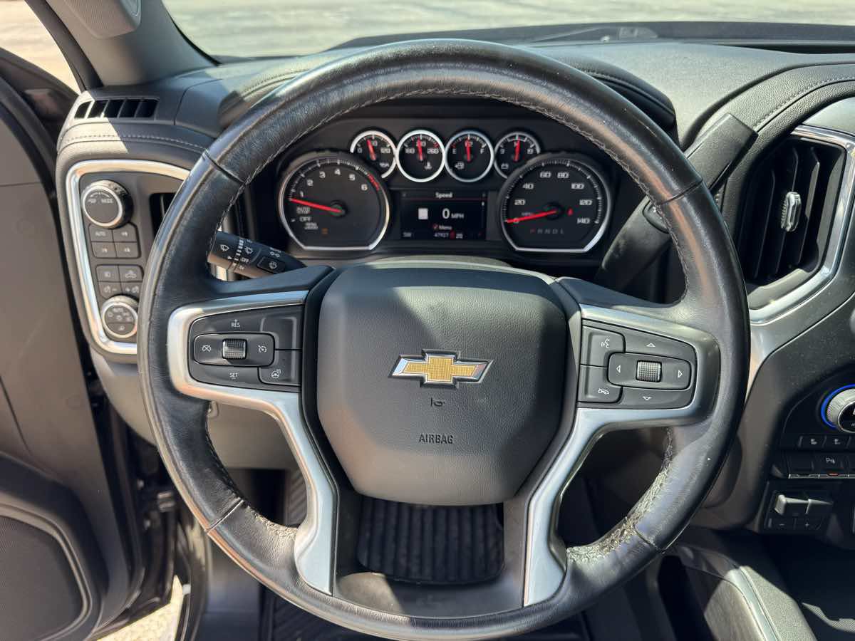 Used 2021 Chevrolet Silverado 1500 LTZ w/ LTZ Convenience Package II AWD/4WD image 19