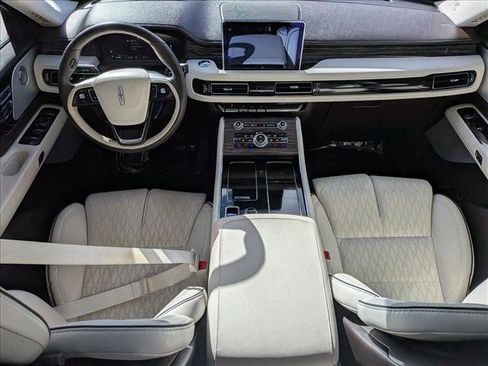 Used 2020 Lincoln Aviator Black Label w/ Dynamic Handling Package image 20