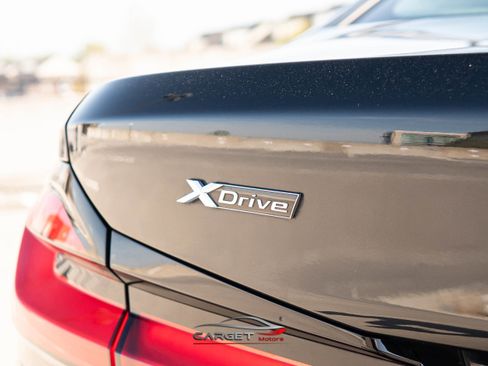 Used 2022 BMW 540i xDrive w/ M Sport Package image 40