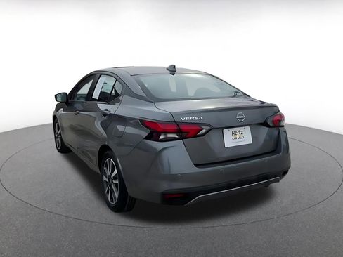 Used 2025 Nissan Versa SV image 11