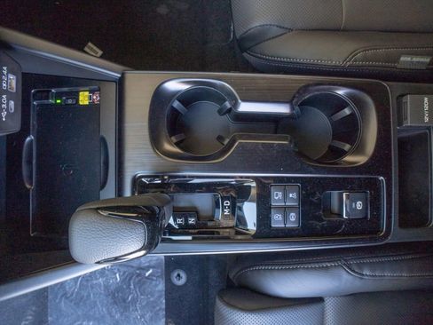 New 2026 Subaru Outback Touring XT image 10