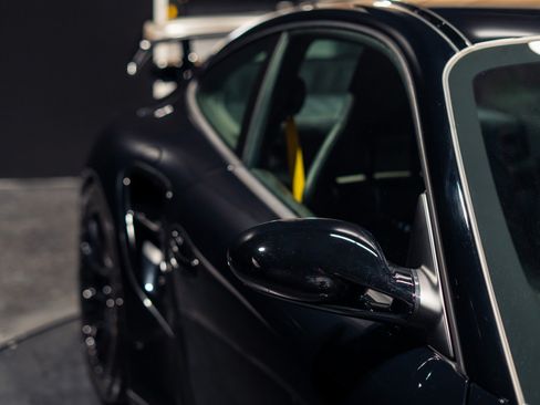 Used 2008 Porsche 911 GT2 RWD image 7