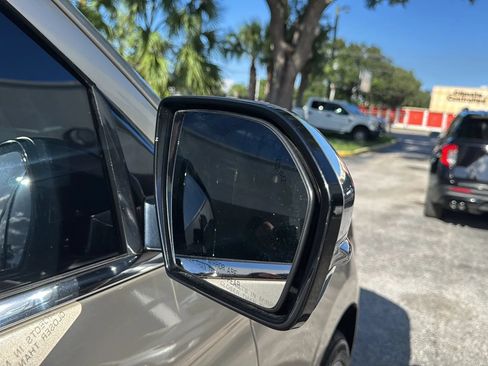 Used 2018 Ford Expedition Platinum AWD/4WD image 37