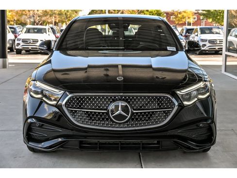 New 2026 Mercedes-Benz E 350 4MATIC Sedan image 2