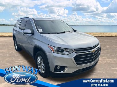 Used 2021 Chevrolet Traverse LT