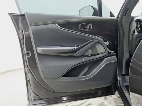 Used 2025 Aston Martin DBX 707 AWD/4WD image 46