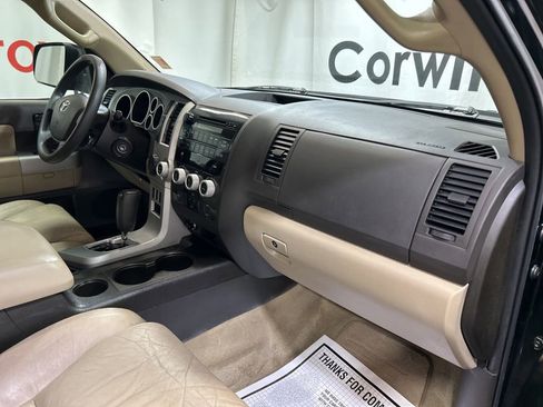 Used 2008 Toyota Sequoia SR5 RWD image 10