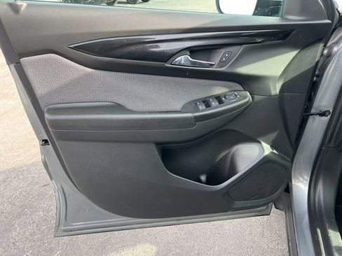 Used 2025 Chevrolet TrailBlazer LT image 25