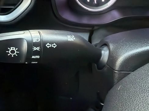 Used 2020 Hyundai Venue SEL w/ Convenience Package image 14