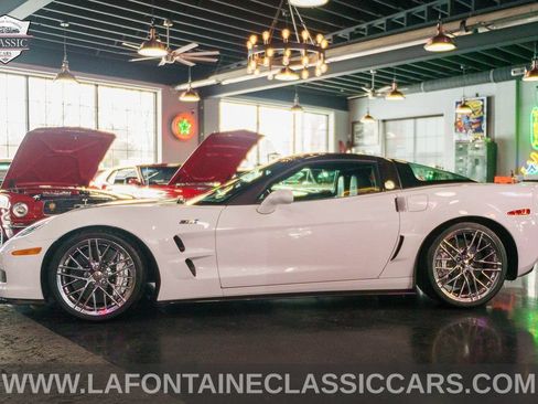 Used 2013 Chevrolet Corvette ZR1 w/ 3ZR Preferred Equipment Group RWD image 80