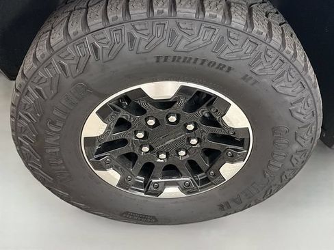 Used 2024 GMC Hummer EV 2X w/ Extreme Off-Road Package AWD/4WD image 33