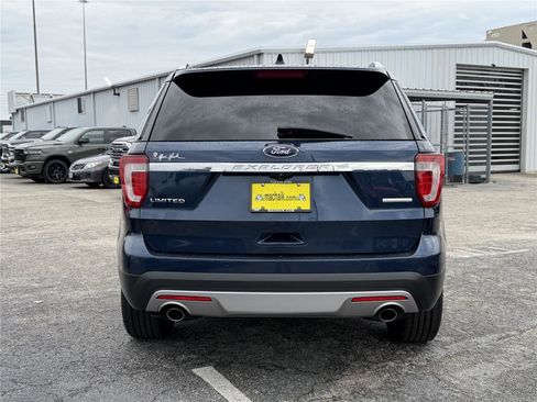 Used 2016 Ford Explorer Limited w/ Equipment Group 301A FWD image 6