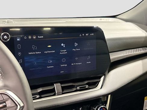 New 2026 Chevrolet Equinox LT FWD image 18