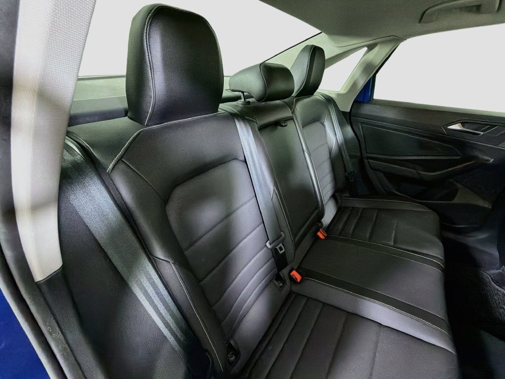 Used 2024 Volkswagen Jetta SE FWD image 28