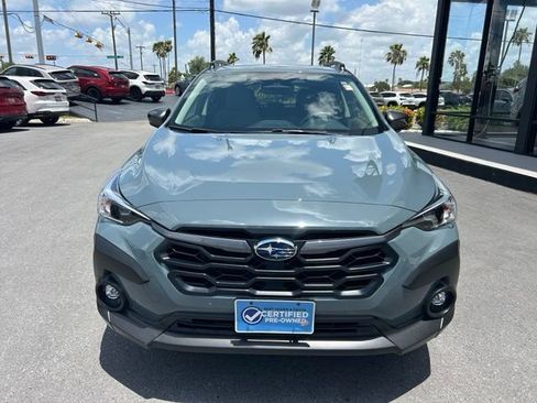 Used 2025 Subaru Crosstrek 2.5i Premium AWD/4WD image 2
