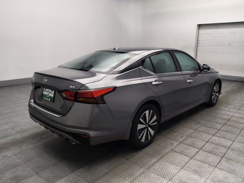 Used 2021 Nissan Altima 2.5 SV w/ SV Premium Package FWD image 9