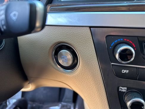 Used 2015 Hyundai Genesis 3.8 w/ Option Group 03 image 37