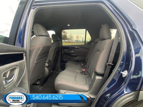 New 2025 Honda Pilot Sport image 15