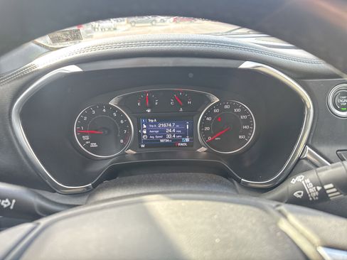 Used 2019 Chevrolet Blazer LT image 20